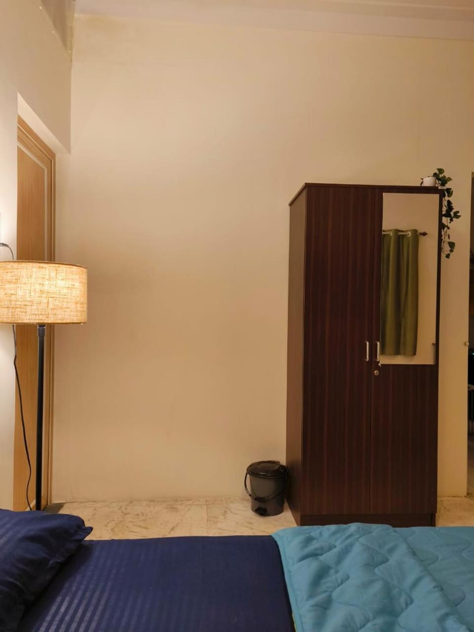 Homestayz Crown Бенґалуру Номер фото
